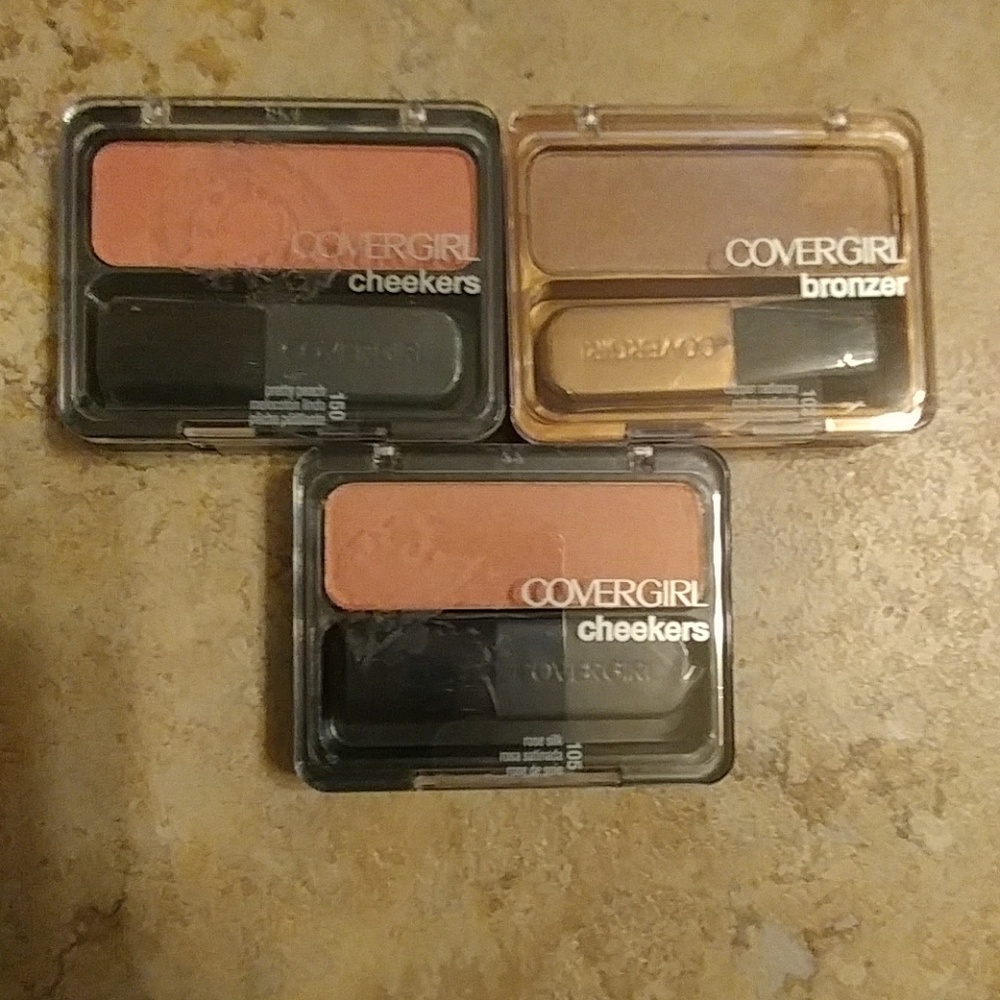2 Covergirl blush and 1bronzer, new and sealed