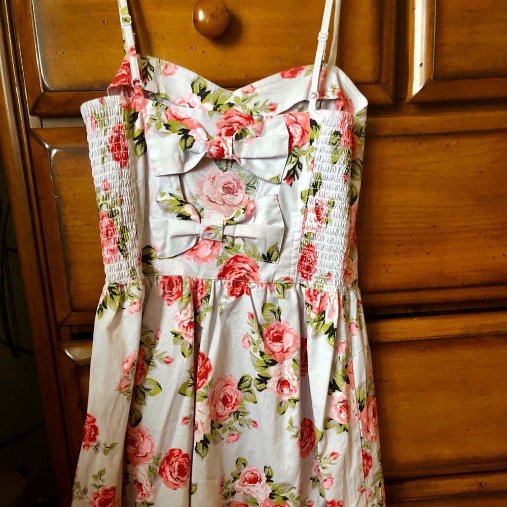 Floral F21 Dress 👗💐