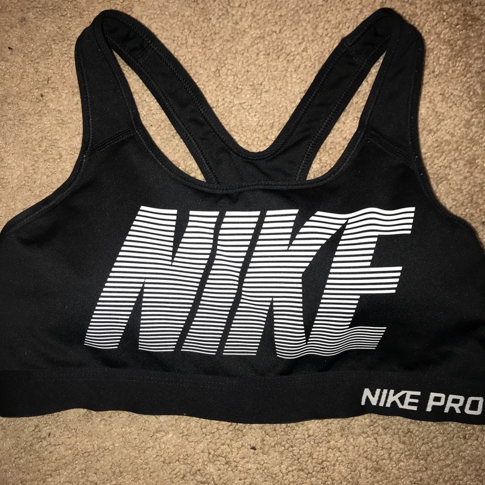 Nike sports bra