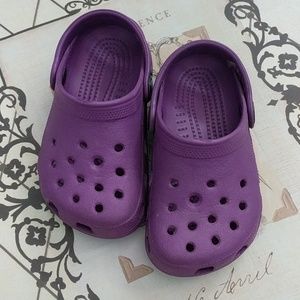 Purple kids 7/8 Crocs