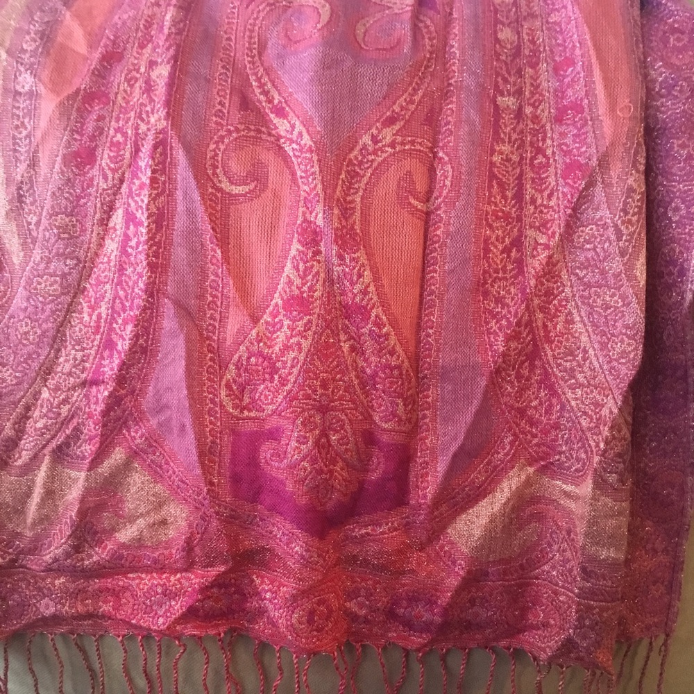 Pink and gold accent scarf with end tassels