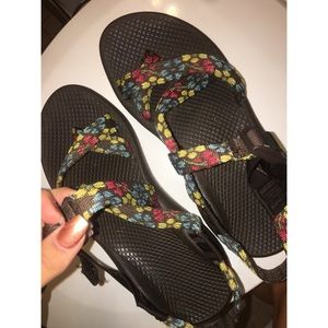Chacos Size 8