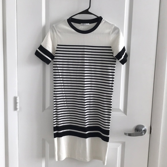 Dress Zara - Picture 1 of 4