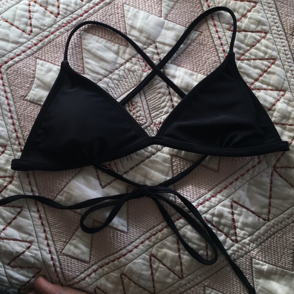 Tilly's Black Crossback Bikini Top