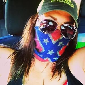 Meet your Posher, Jillian