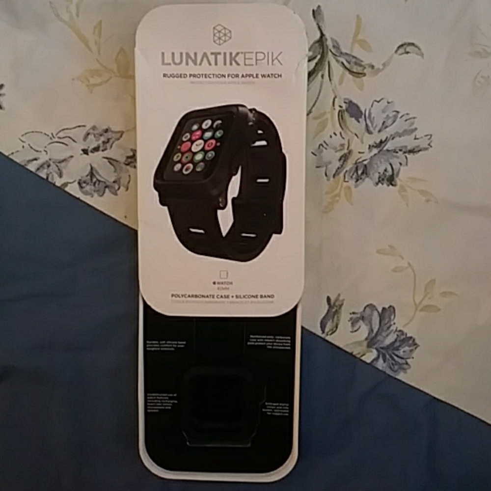 Rugged protection for Apple watch