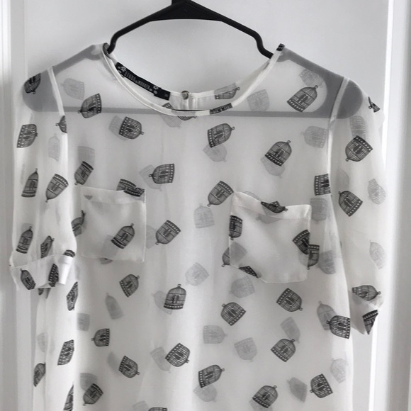 Cute clear blouse - Picture 4 of 4