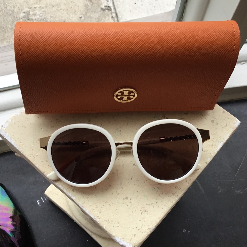 Tory Burch sunglasses!