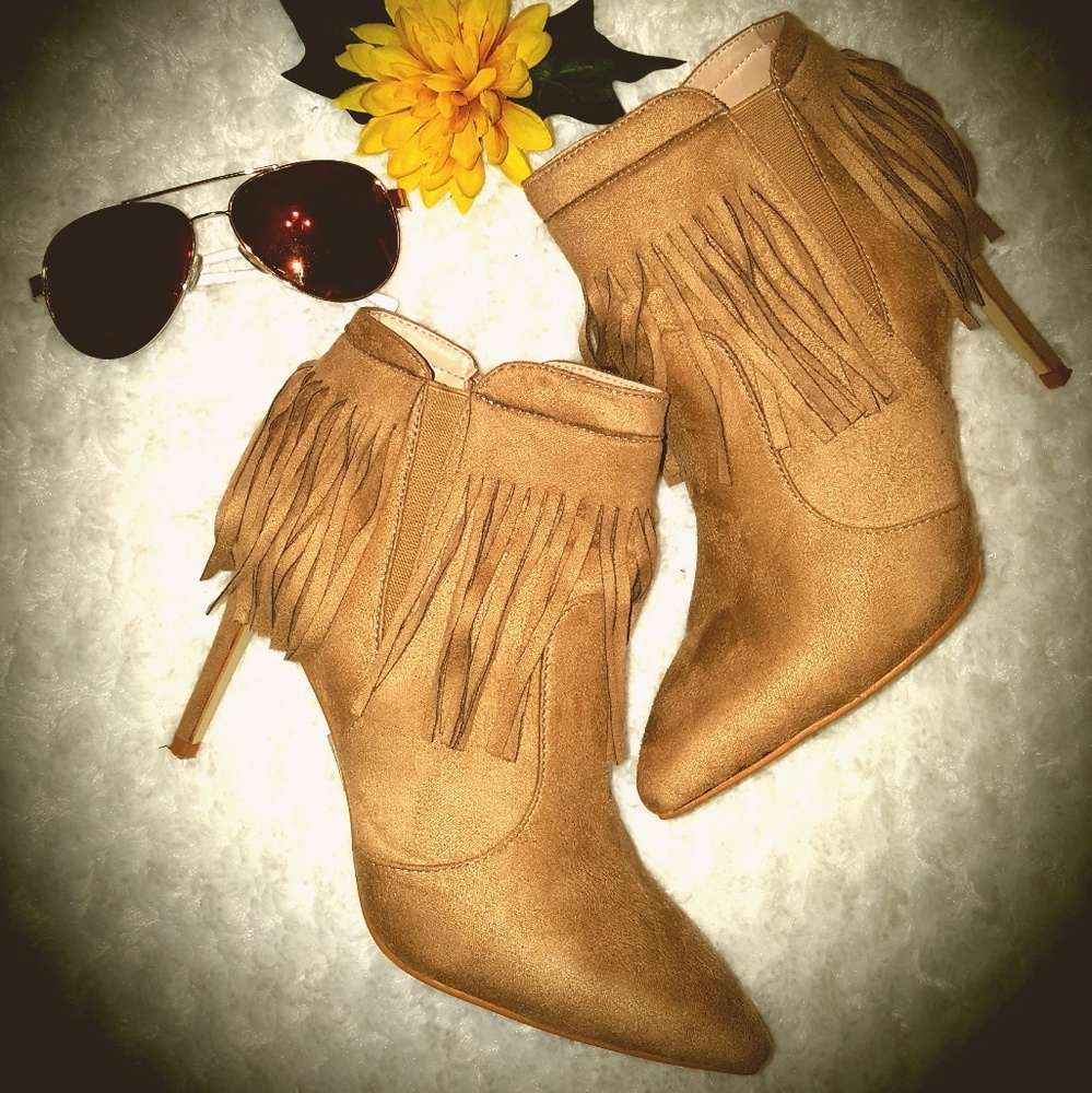 FAUX SUEDE TAN BOOTIES WITH FRINGE