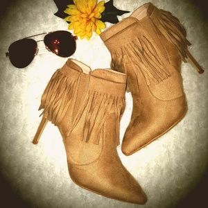 FAUX SUEDE TAN BOOTIES WITH FRINGE