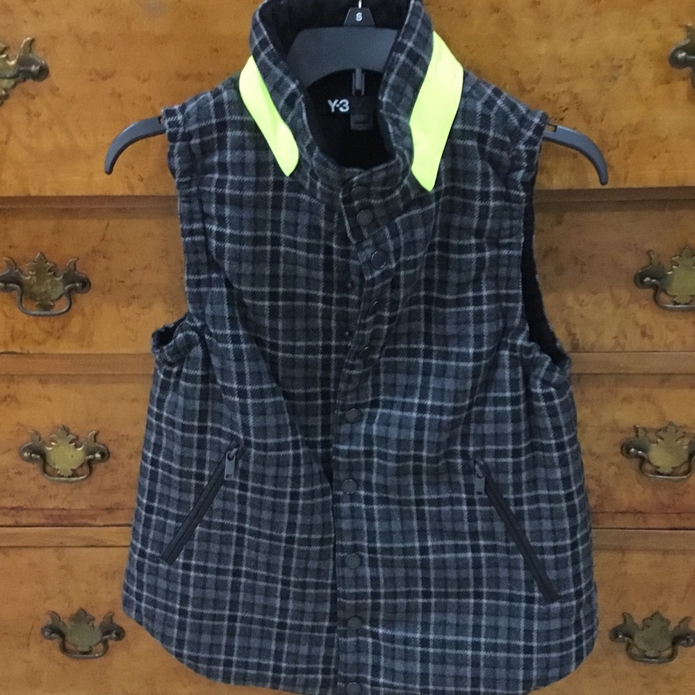 y-3 vest