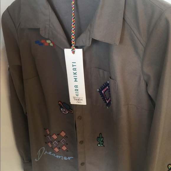 Sold Mira Mikati shirt with patches - Picture 3 of 4