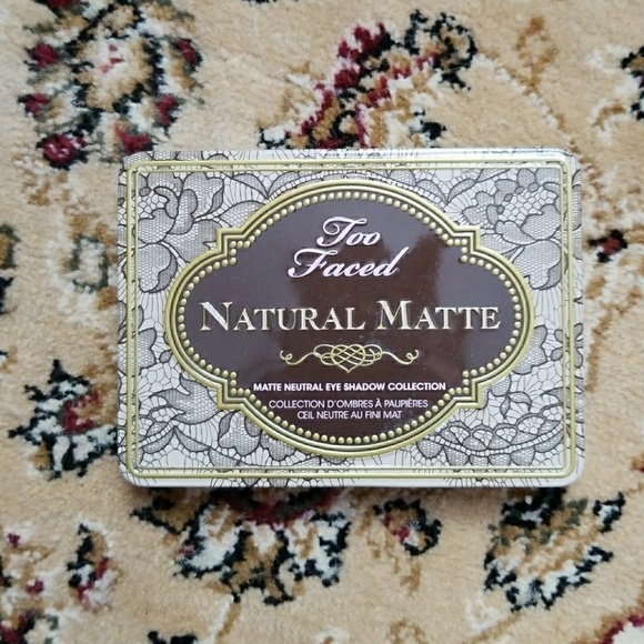Too Faced Natural Matte Eyeshadow Palette - Picture 1 of 2
