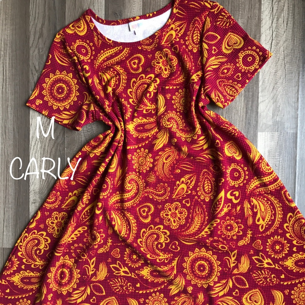 M Lularoe Carly