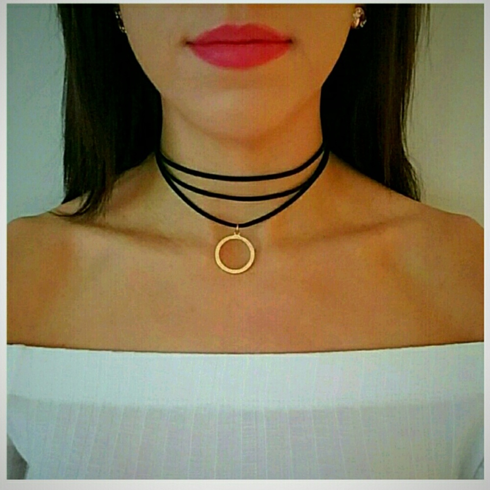 Choker Necklace