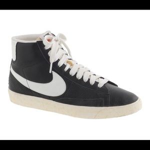 Nike Blazer Mid Vintage Sneakers (Women’s)