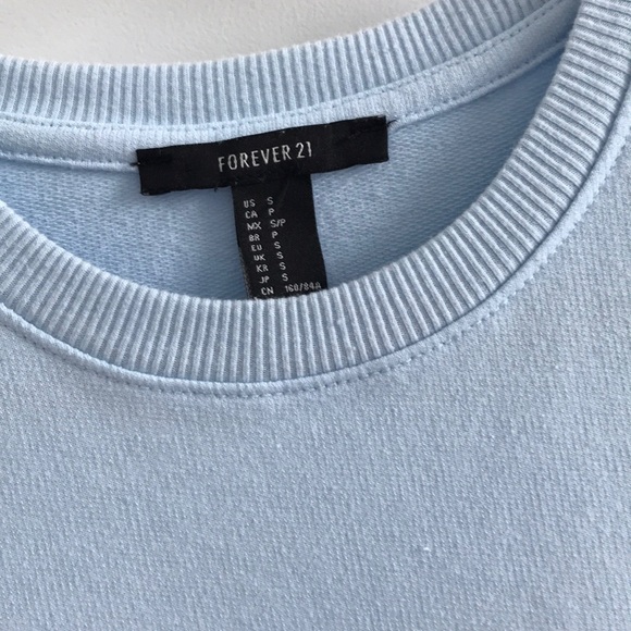 Crop Top - Picture 2 of 3