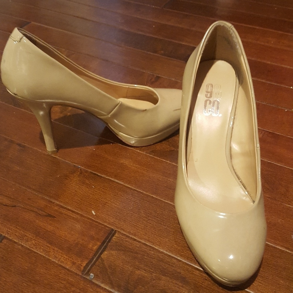 Beige shoes for party