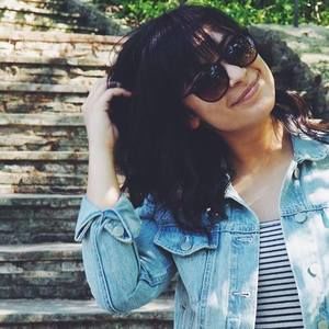 Meet your Posher, Jenny