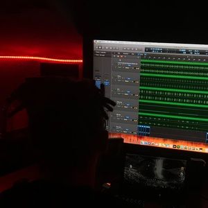 Meet your Posher, Myles