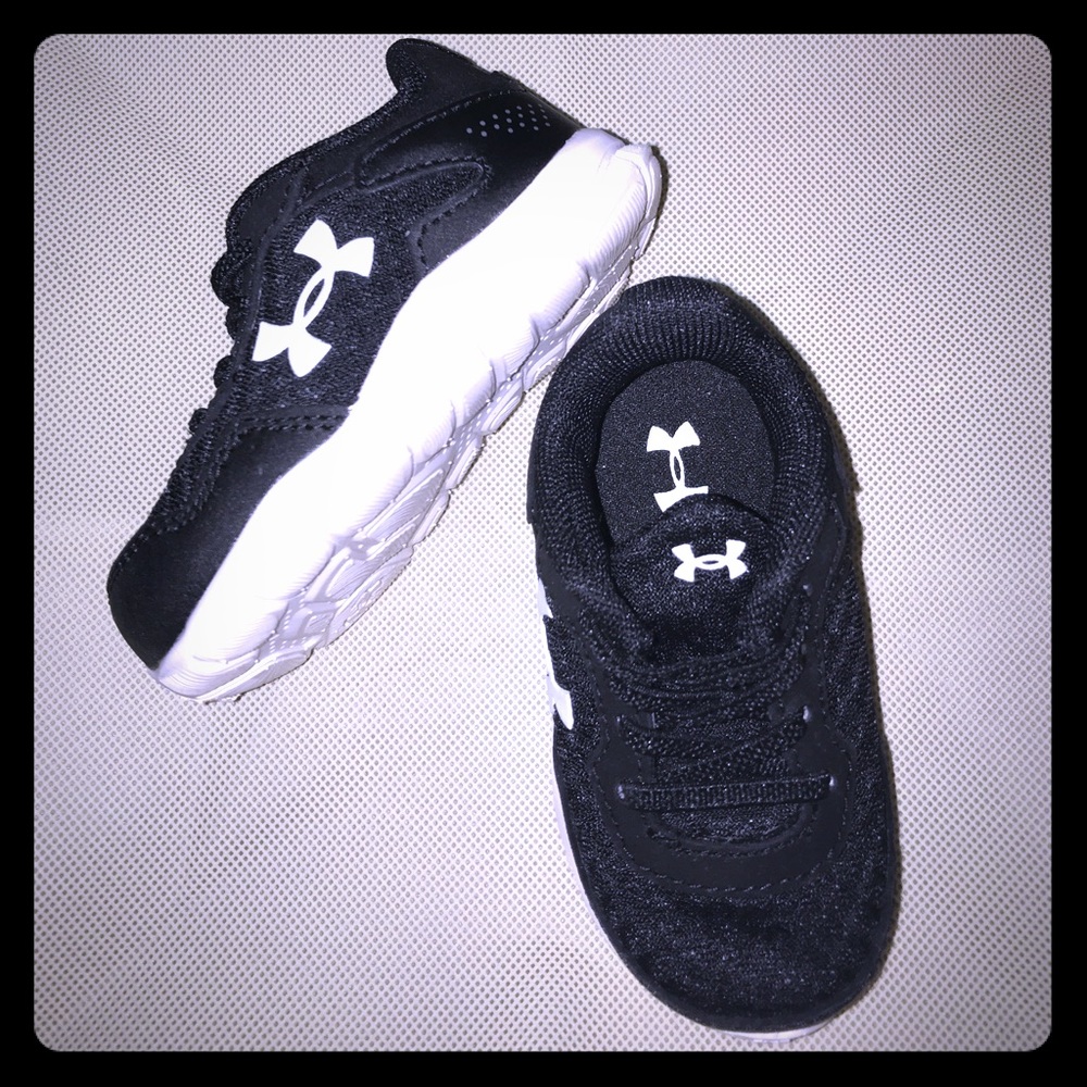 Under Armour Kids Slip in Sneakers