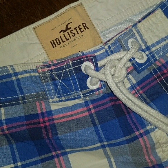 Trunks - Picture 2 of 3