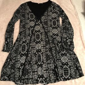 Altard State size Sm. Long tunic top.