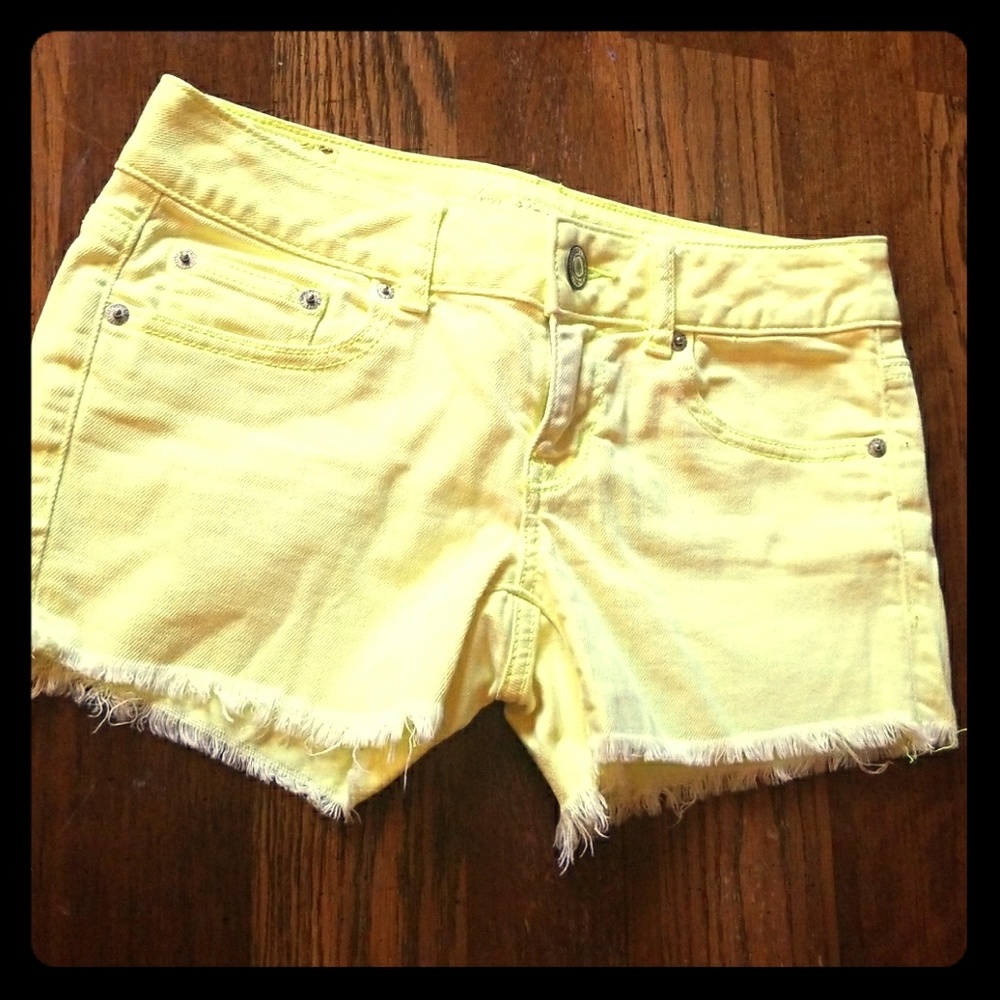 Cut off shorts