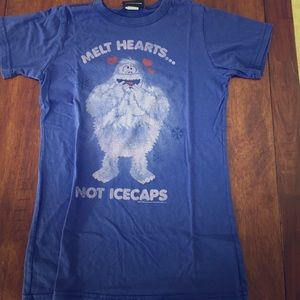 Junk food t shirt snowman t shirt good condition