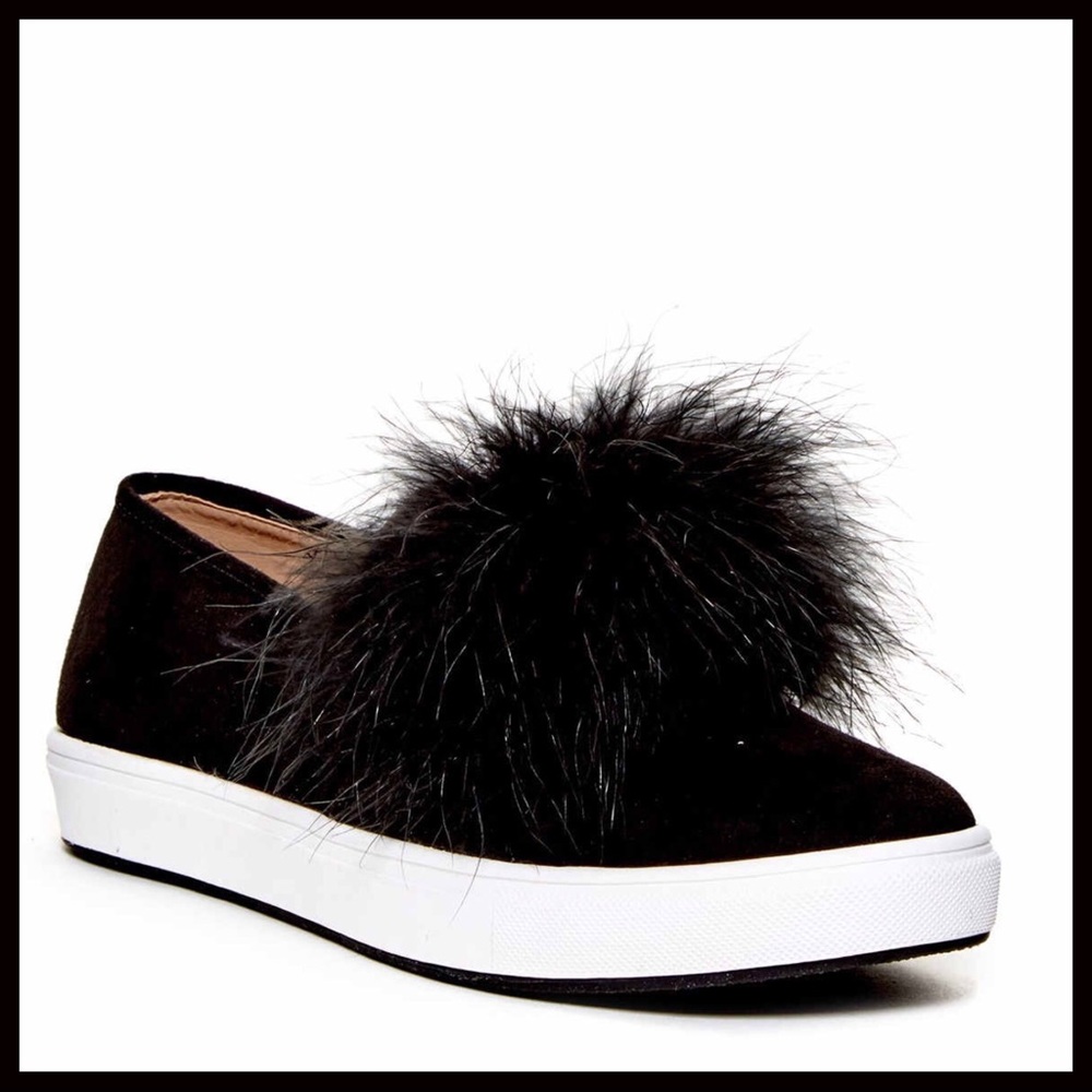 STEVE MADDEN BLACK SUEDE SLIP ON SNEAKERS - Picture 6 of 8