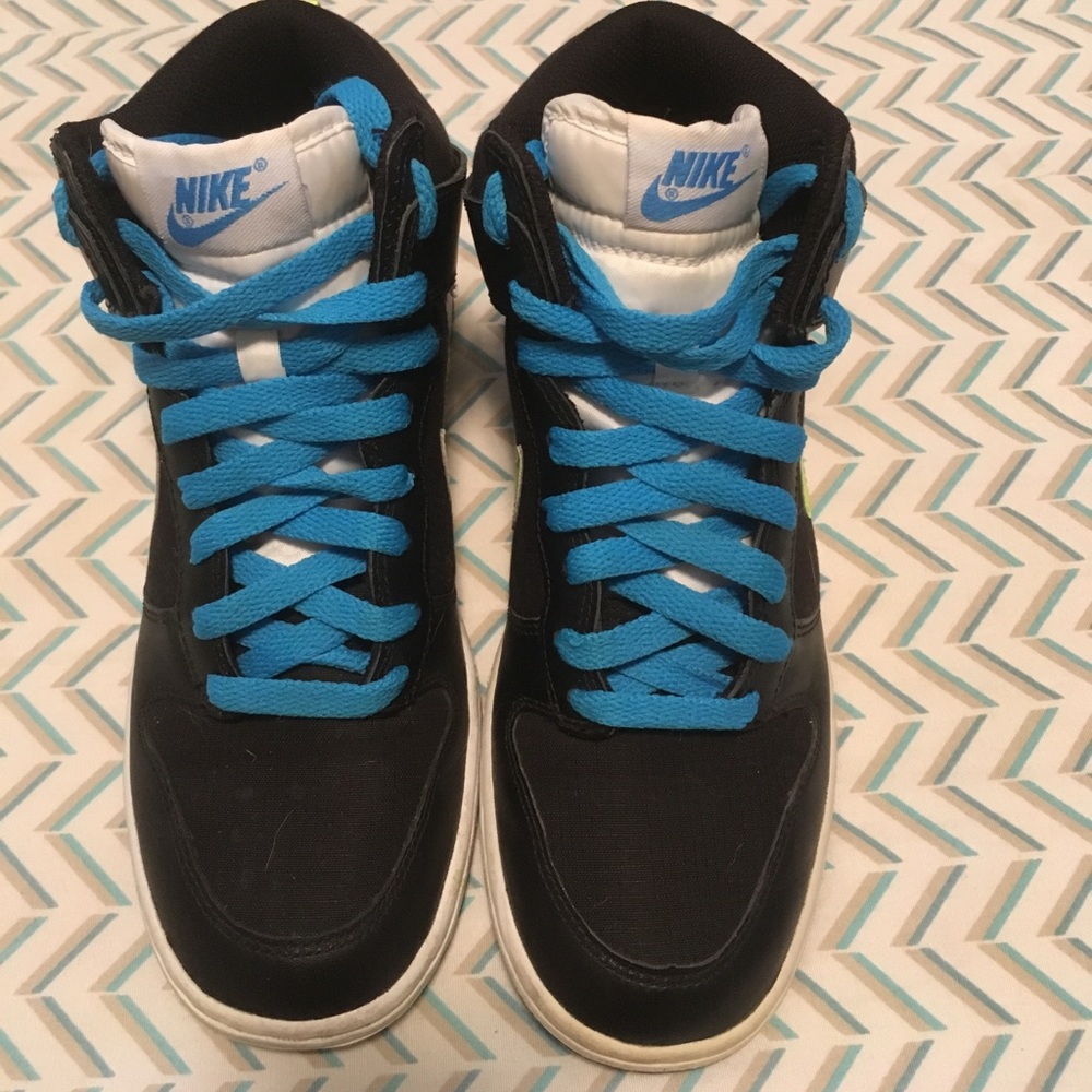 Black Nike high-tops