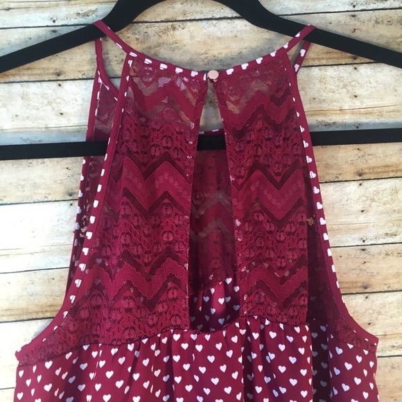 Gorgeous candies lace, heart flowy blouse - Picture 3 of 3