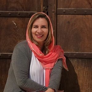 Meet your Posher, Monica