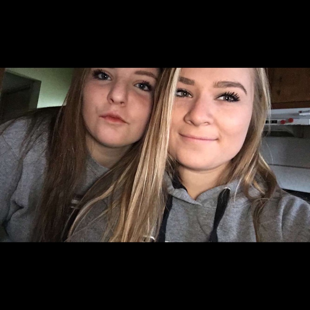 Meet your Posher, Alena