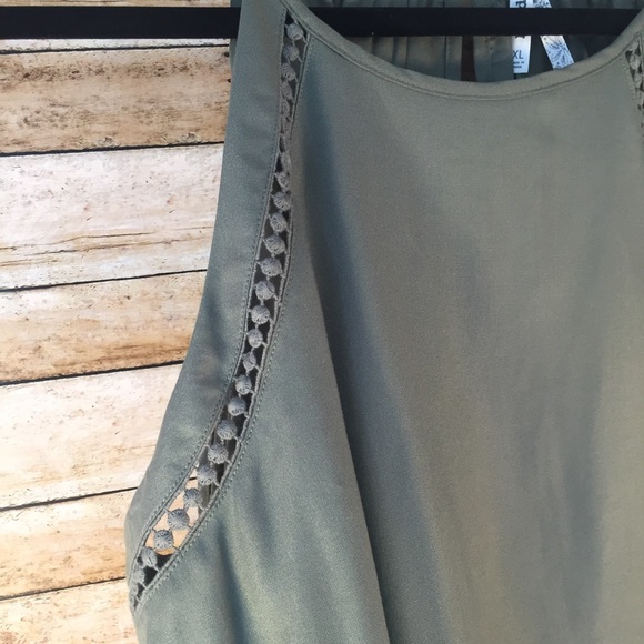 Stunning slinky military green blouse. - Picture 2 of 4