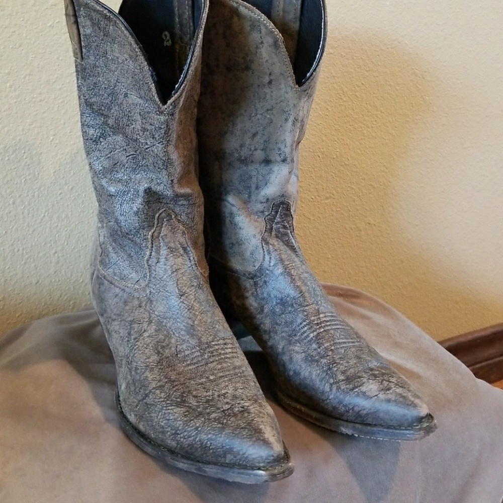 Super soft cowgirl boots