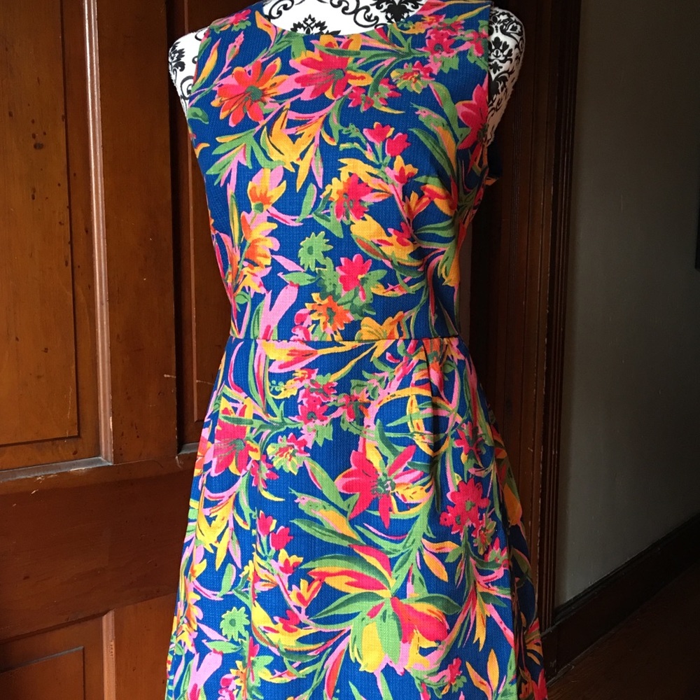 Spring-inspired lined dress.