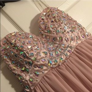 MAKE AN OFFER Prom/ homecoming/ party dress