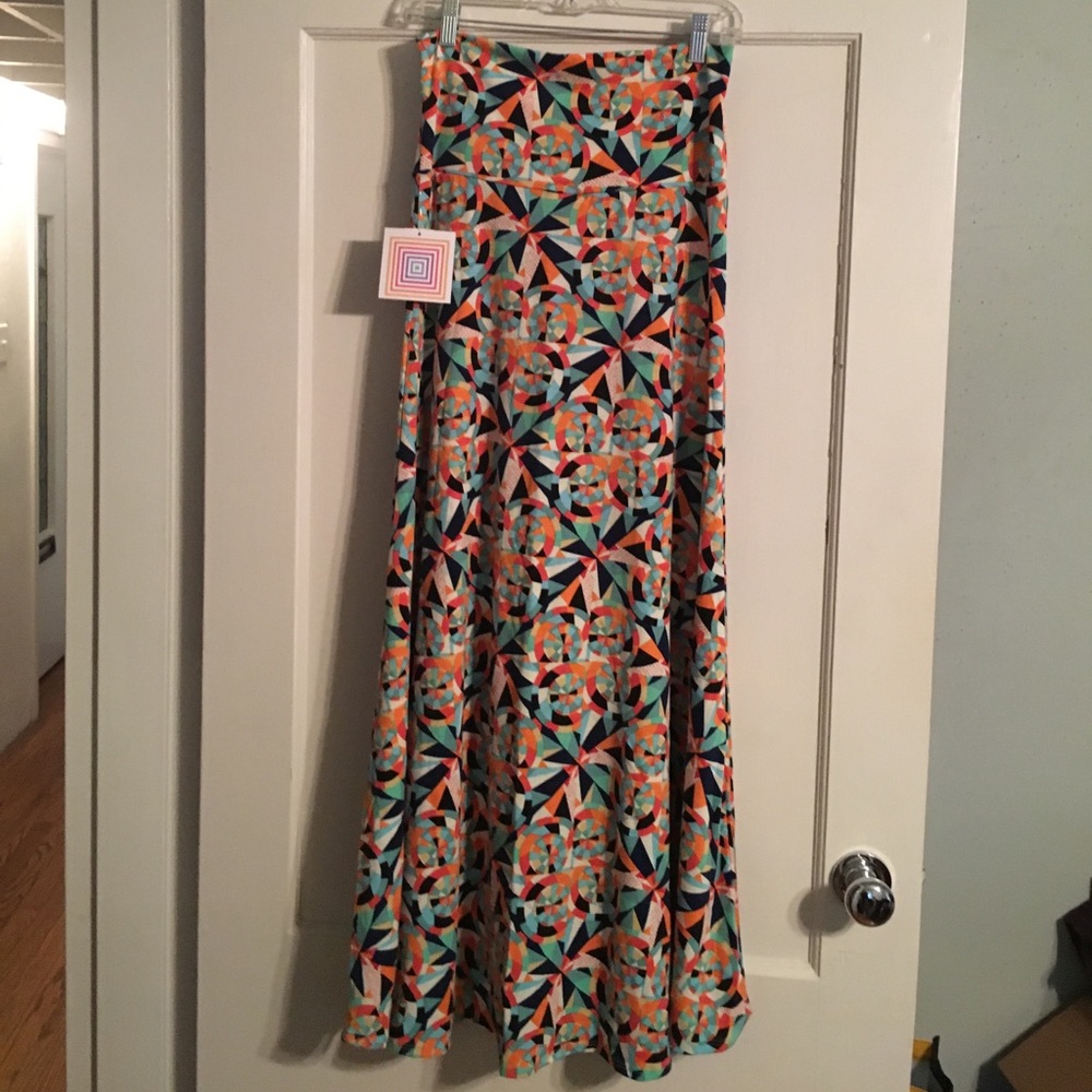 LuLaRoe Maxi Skirt sz Small