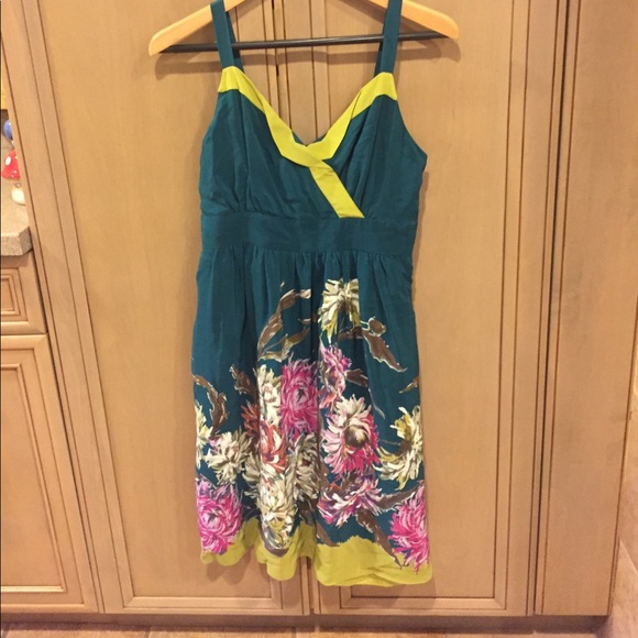 Anthropologie Dresses & Skirts - Anthropologie Maeve silk floral dress