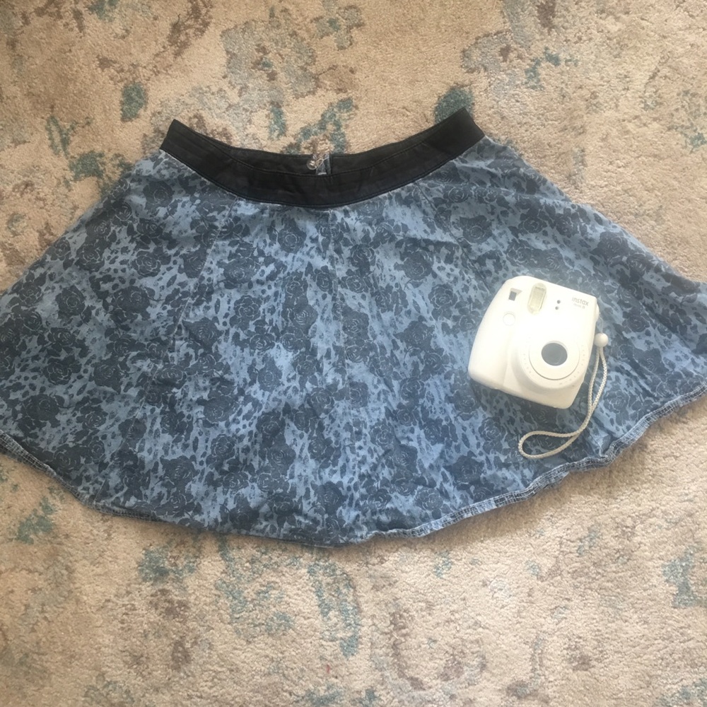 H&M Blue rose circle/skater skirt