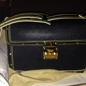  LV Aimable chèvre noir