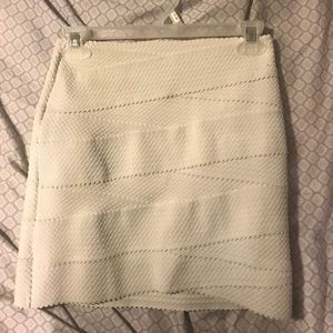 White lace body-con skirt