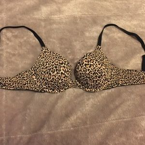 Victoria’s Secret push up bra