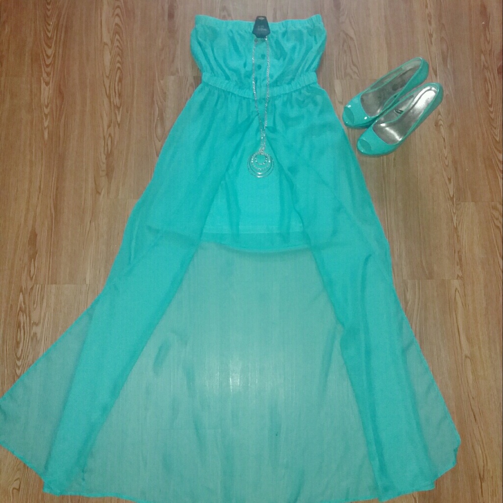 Turquoise Dress + Necklace Included