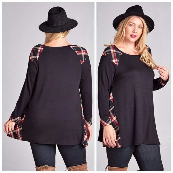 🦋MAKE AN OFFER!🦋 Black Tunic With Plaid Accents - Picture 3 of 3