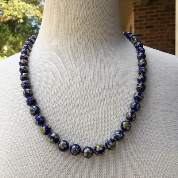 Gorgeous vintage enamel bead necklace - Picture 6 of 6