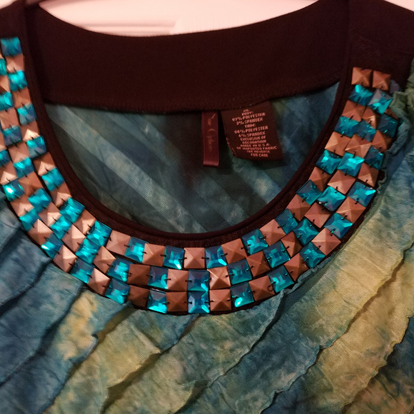 Nue Option Layered Top Turquoise Bluish Beaded Top - Picture 2 of 7