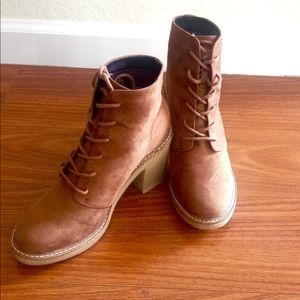 Forever 21 Faux Suede Ankle Boots brown 7.5