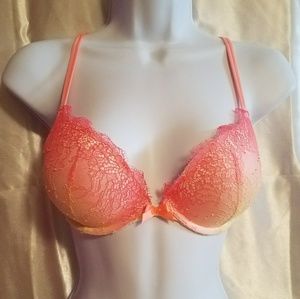 Victoria's Secret Very Sexy Pushup Bra